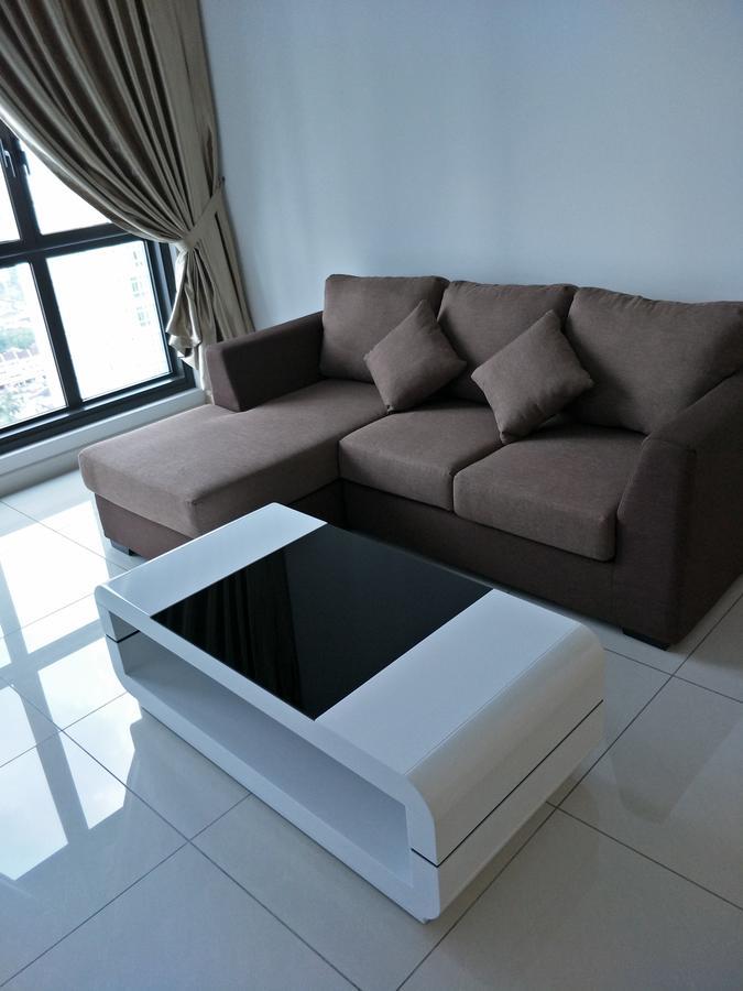 Setia Sky 88 *